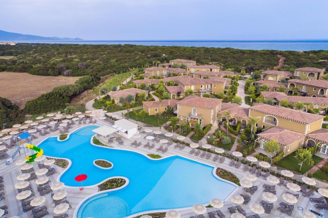 Is Serenas Badesi Village Bagian luar foto